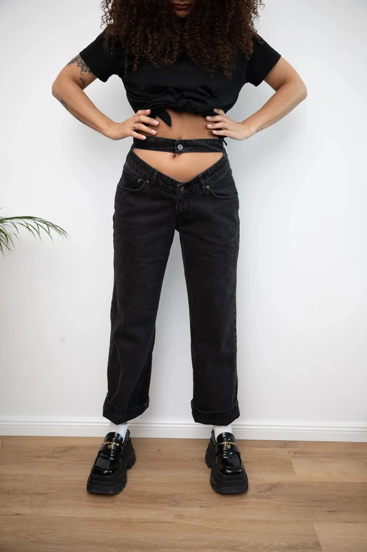 Czarne spodnie jeansowe RAGGED