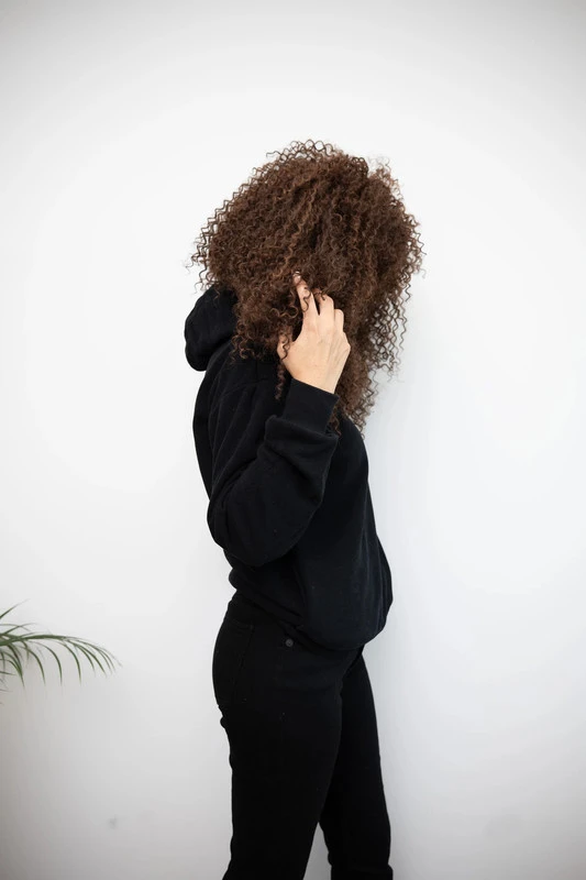 Czarna bluza bambusowa od You & Your Body - obrazek 3
